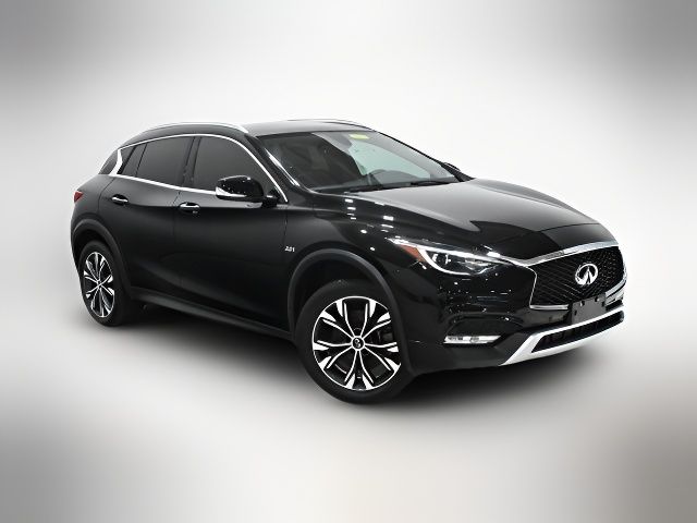 2018 INFINITI QX30 Premium