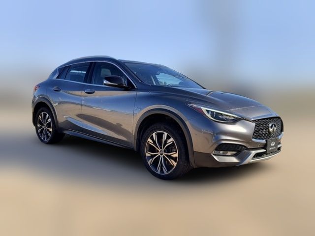 2018 INFINITI QX30 Premium