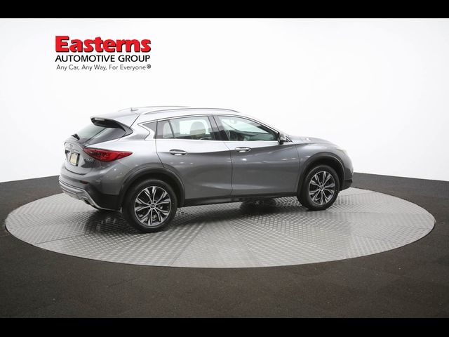 2018 INFINITI QX30 Premium