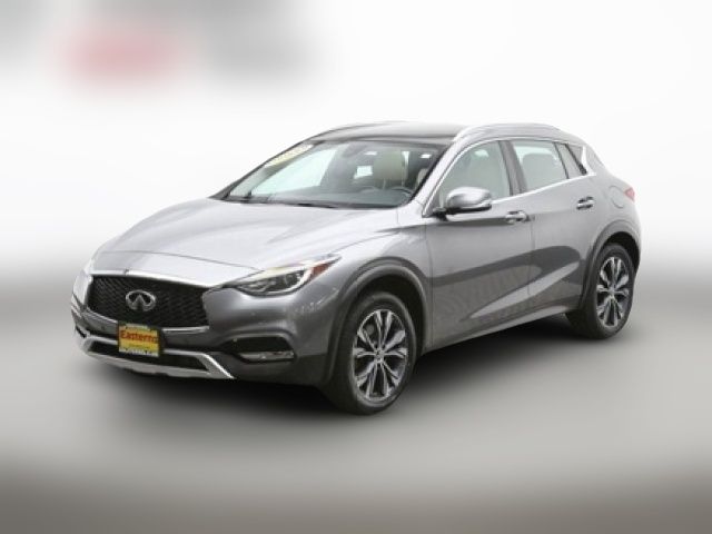 2018 INFINITI QX30 Premium