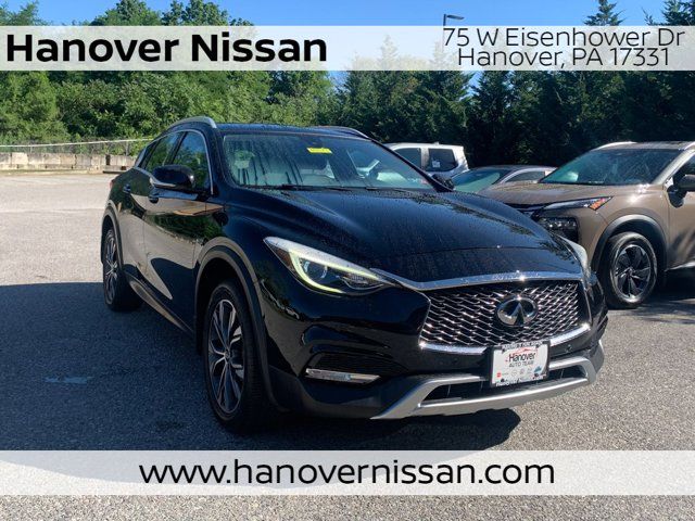 2018 INFINITI QX30 Premium