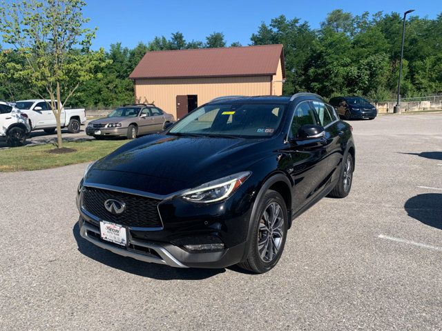 2018 INFINITI QX30 Premium