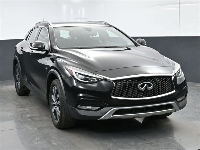 2018 INFINITI QX30 Premium