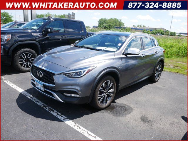 2018 INFINITI QX30 Premium