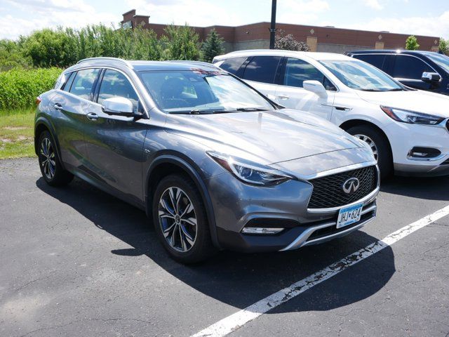 2018 INFINITI QX30 Premium