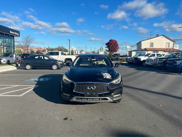 2018 INFINITI QX30 Premium