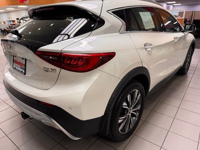 2018 INFINITI QX30 Premium