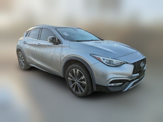 2018 INFINITI QX30 Premium