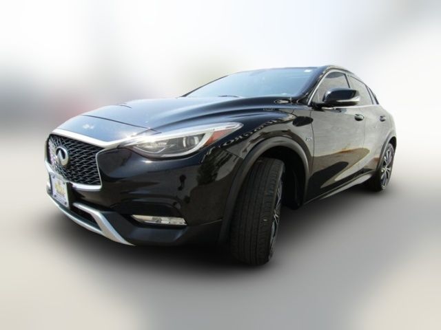 2018 INFINITI QX30 Premium