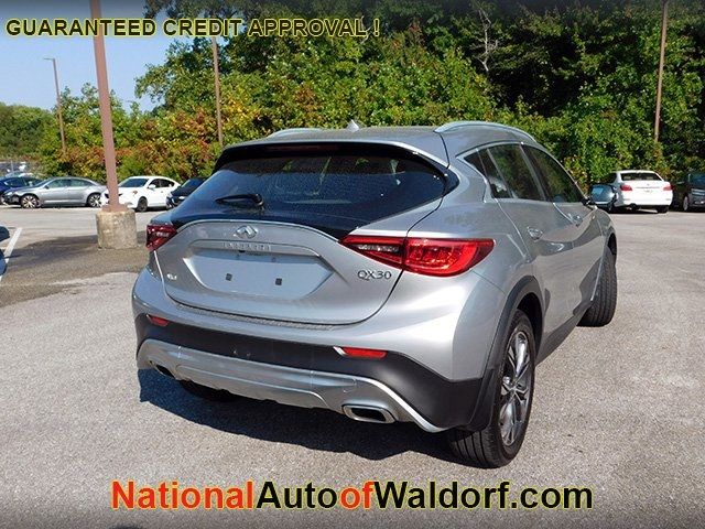 2018 INFINITI QX30 Premium