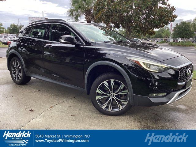 2018 INFINITI QX30 Premium