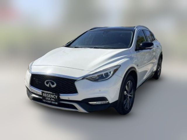 2018 INFINITI QX30 Premium