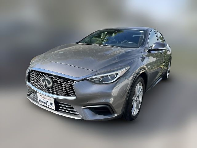 2018 INFINITI QX30 Pure