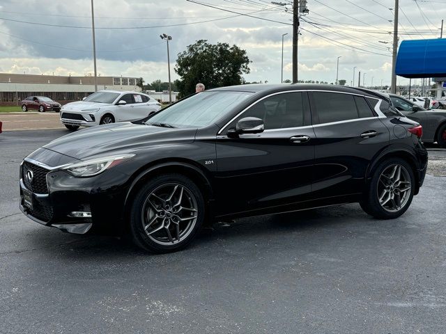 2018 INFINITI QX30 Sport