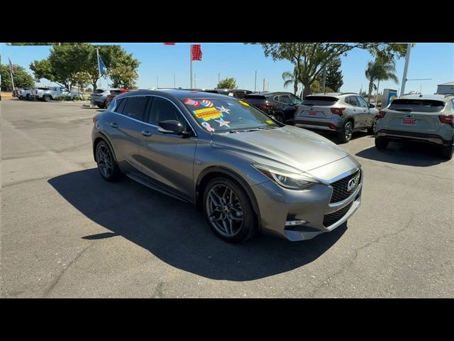 2018 INFINITI QX30 Sport