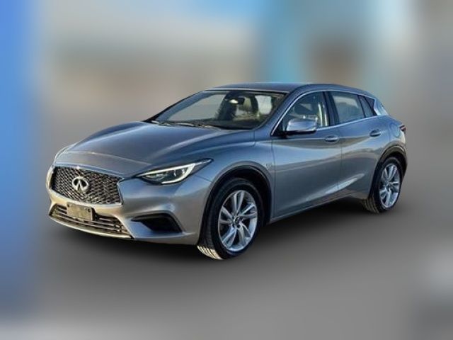 2018 INFINITI QX30 Luxury