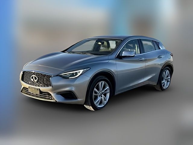 2018 INFINITI QX30 Luxury