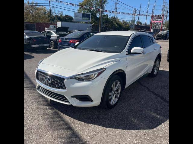 2018 INFINITI QX30 Base