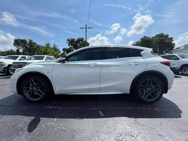 2018 INFINITI QX30 Sport