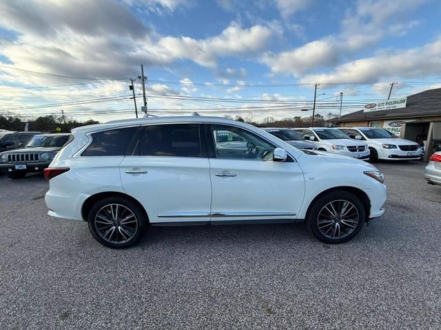 2018 INFINITI QX60 Base