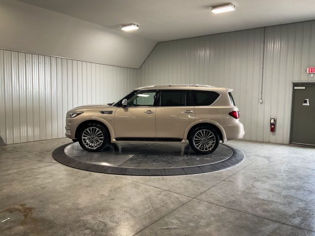 2018 INFINITI QX80 Base