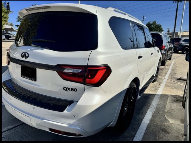 2018 INFINITI QX80 Base