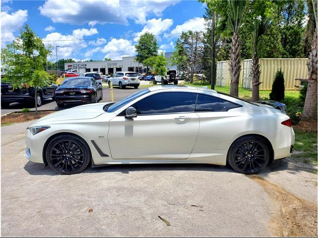 2018 INFINITI Q60 Sport