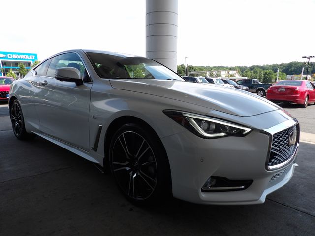 2018 INFINITI Q60 Sport