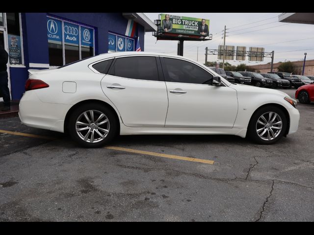 2018 INFINITI Q70 3.7 Luxe