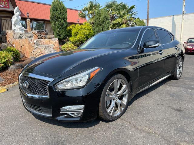 2018 INFINITI Q70L 5.6 Luxe