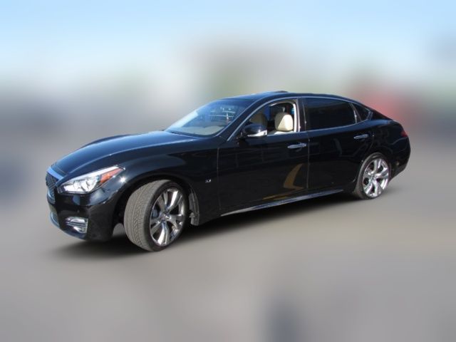 2018 INFINITI Q70L 3.7 Luxe