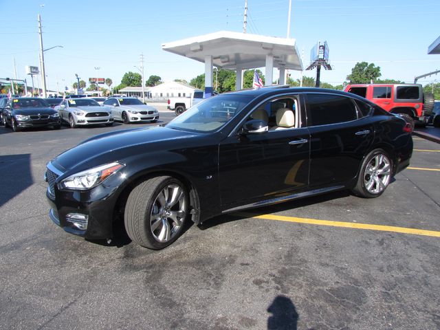 2018 INFINITI Q70L 3.7 Luxe