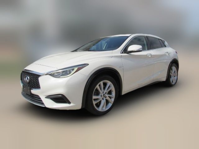 2018 INFINITI QX30 Base