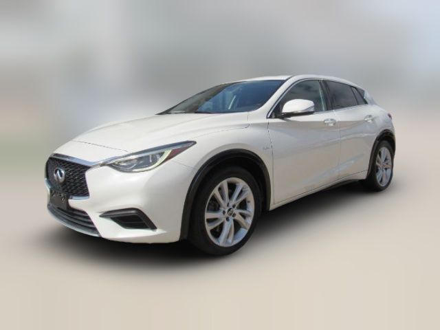 2018 INFINITI QX30 Base