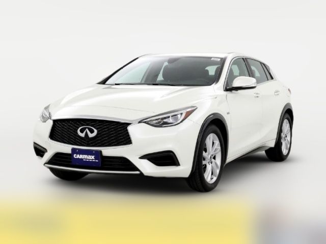 2018 INFINITI QX30 Luxury