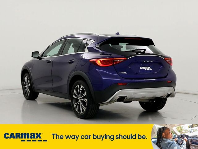 2018 INFINITI QX30 Luxury