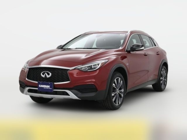 2018 INFINITI QX30 Luxury