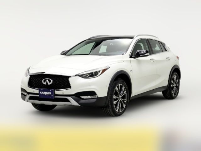 2018 INFINITI QX30 Premium