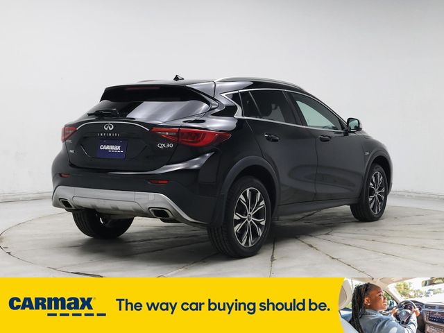 2018 INFINITI QX30 Premium