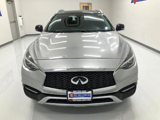 2018 INFINITI QX30 Essential