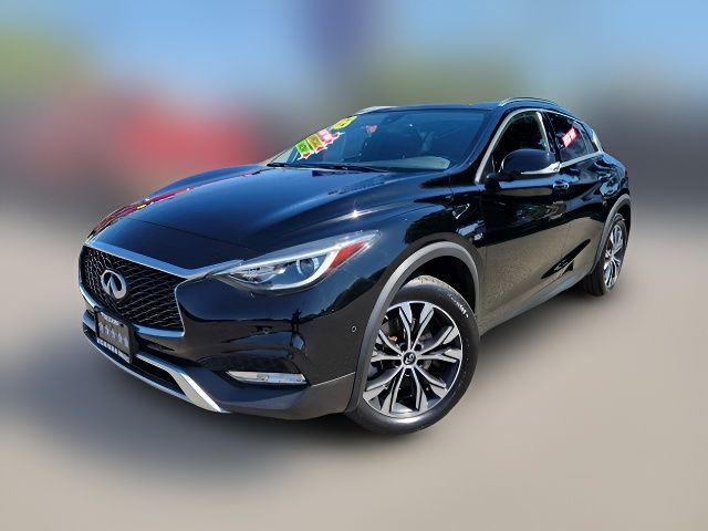 2018 INFINITI QX30 Premium