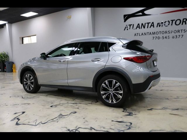 2018 INFINITI QX30 Premium