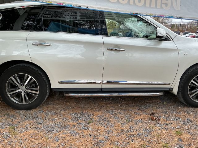 2018 INFINITI QX60 Base