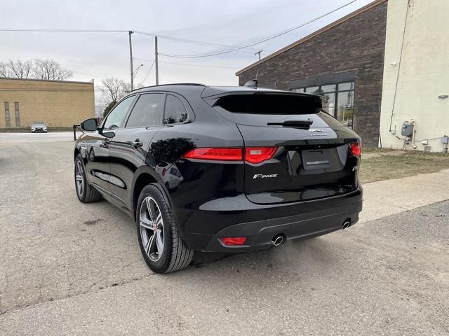 2018 Jaguar F-Pace 25t R-Sport