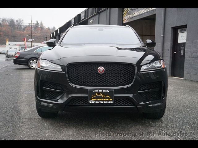 2018 Jaguar F-Pace 30t R-Sport