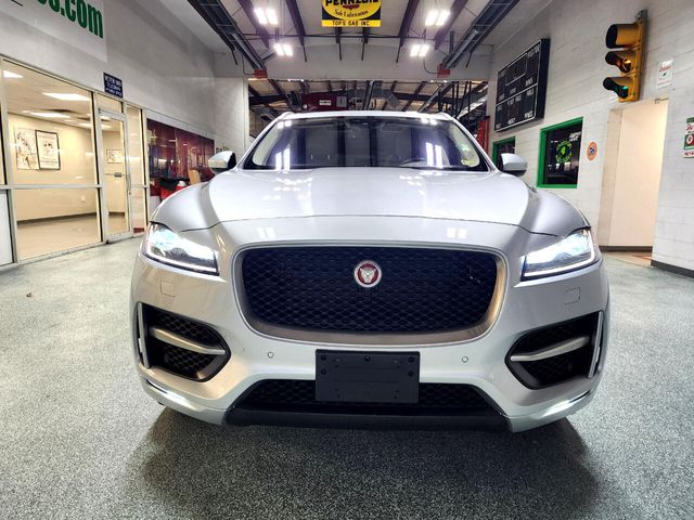 2018 Jaguar F-Pace 25t R-Sport