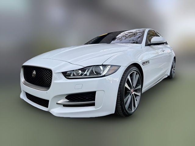 2018 Jaguar XE 30t R-Sport