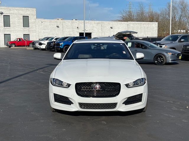 2018 Jaguar XE 35t R-Sport