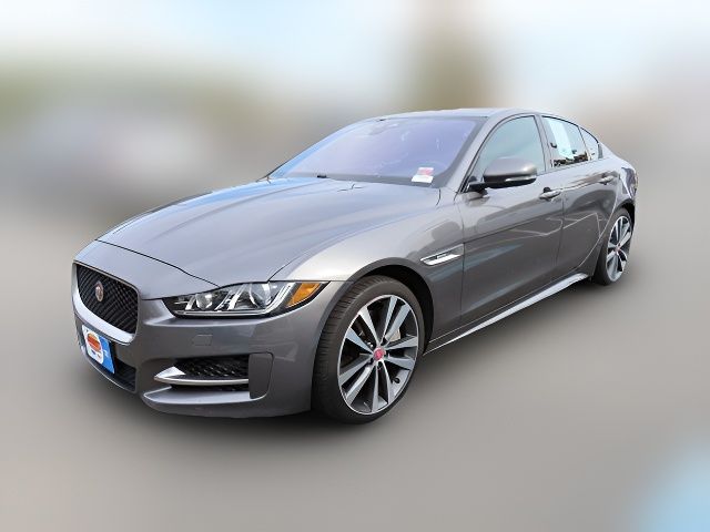 2018 Jaguar XE 35t R-Sport