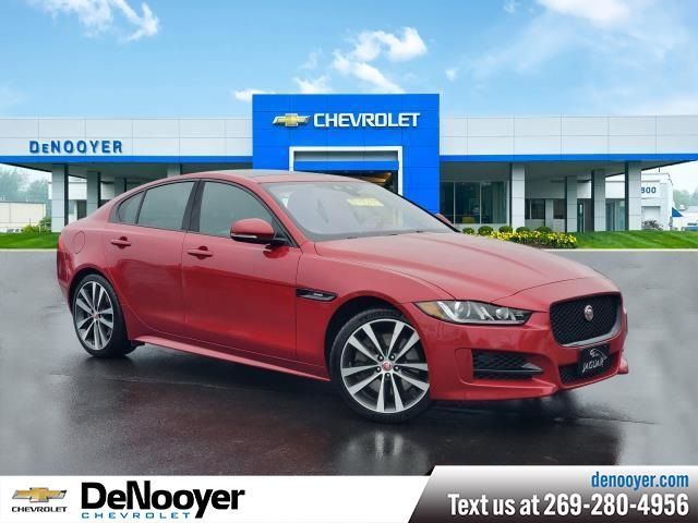 2018 Jaguar XE 35t R-Sport